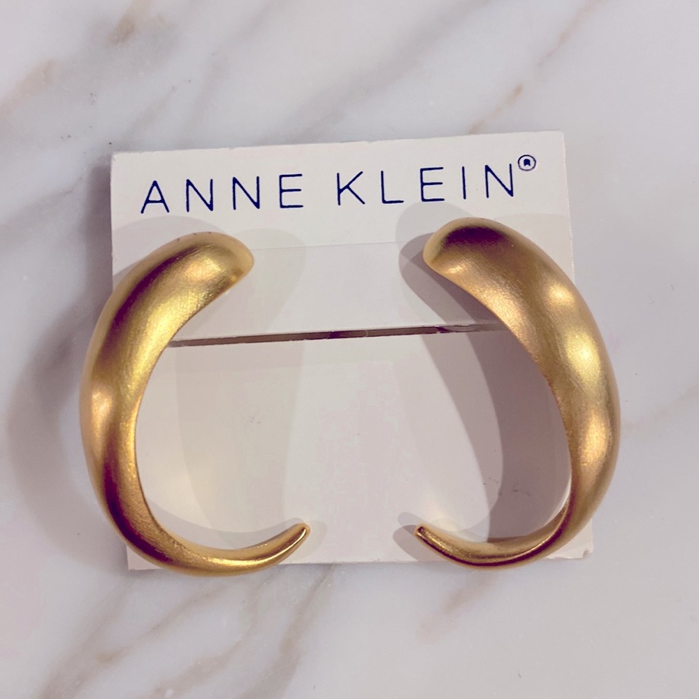 NWT Anne Klein Gold Earrings